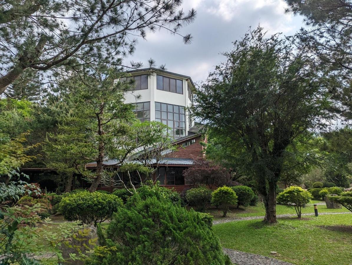 Flying Villa Nantou Esterno foto