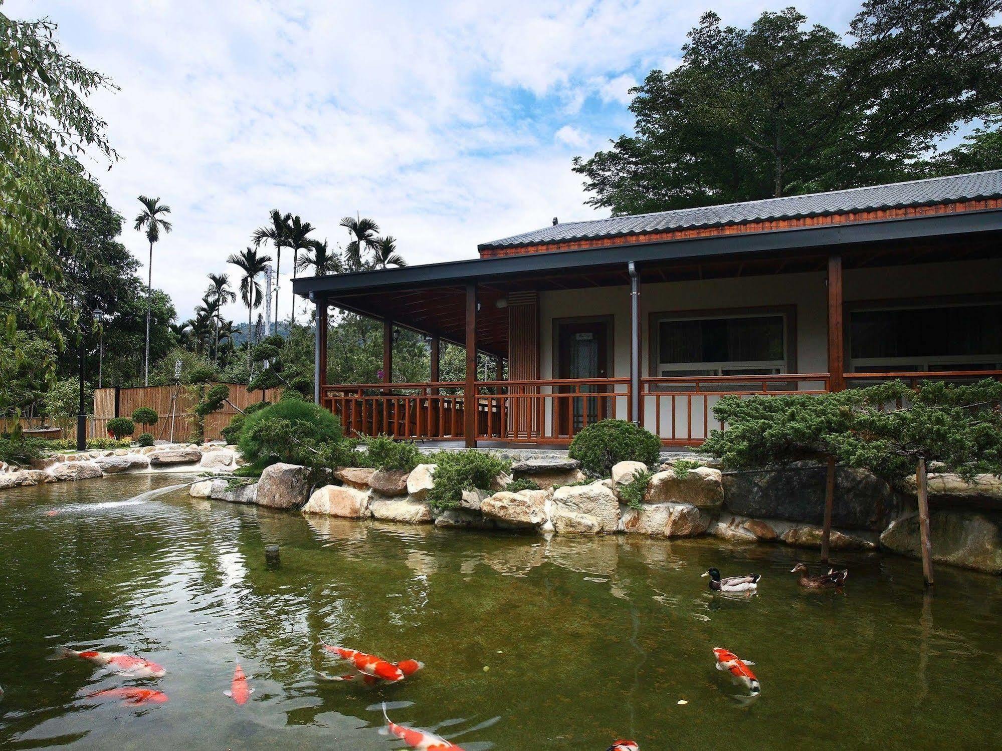 Flying Villa Nantou Esterno foto